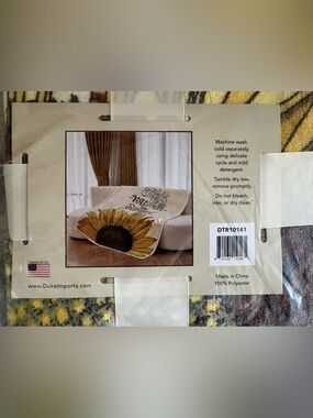 Sunflower Throw Blanket with Script Accent. New